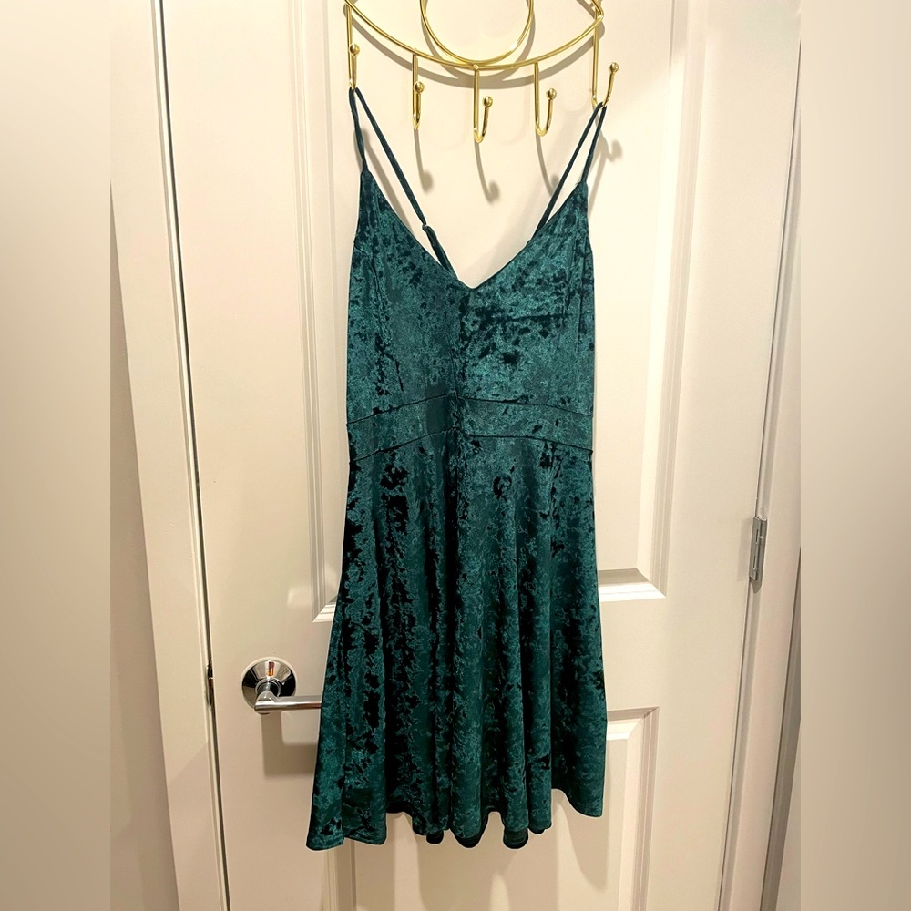 Green velvet dress size xl!